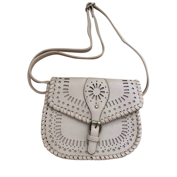 Street Level Satchel Purse Handbag Tan Brown Neutral Color Over the Shoulder. - Picture 1 of 5